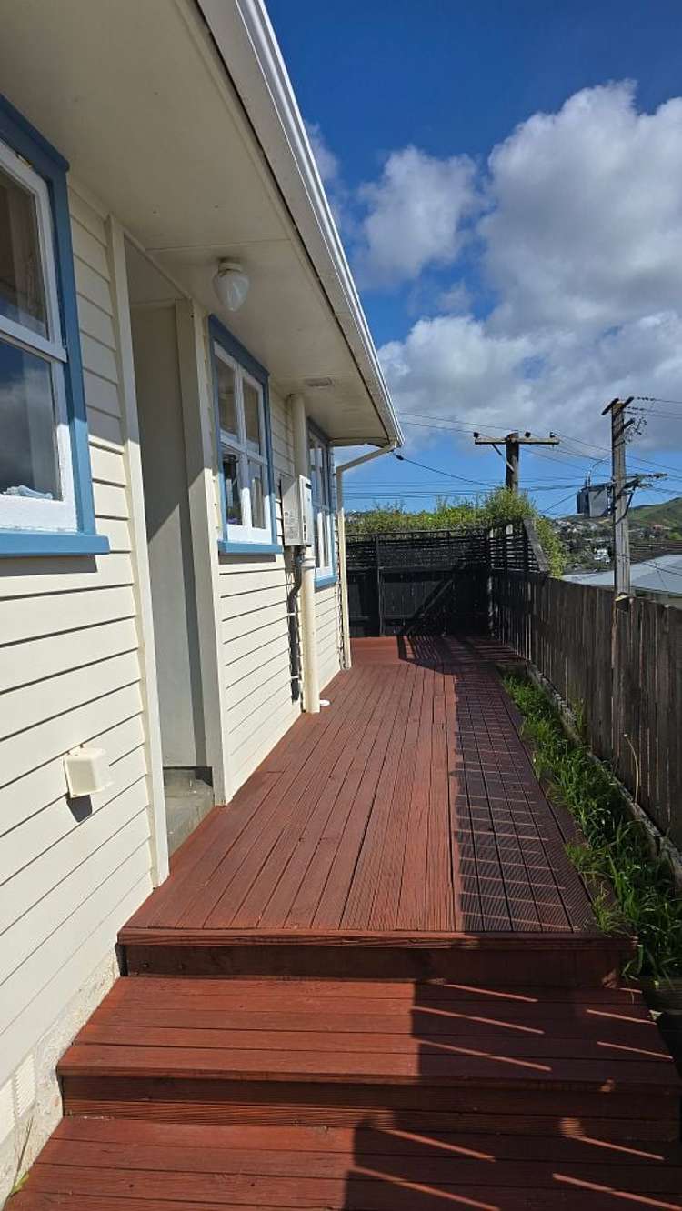 9 Catherine Crescent Paparangi_7