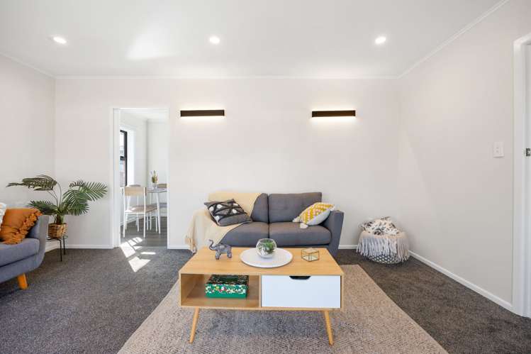 98 Bruce Avenue Glenview_2