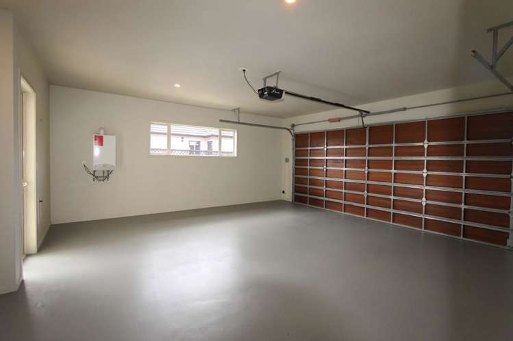 2/2 The Moorings Taupo_11