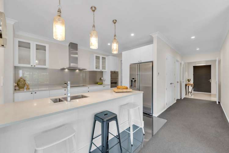 6 Weatherly Drive Beachlands_13