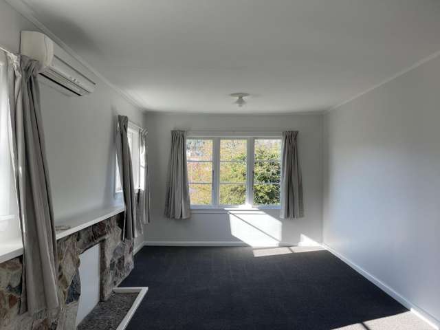 211 Saint Vincent Street Toi Toi_1