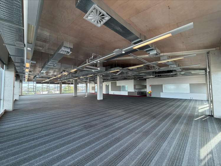 68-76 Taharoto Road Takapuna_1