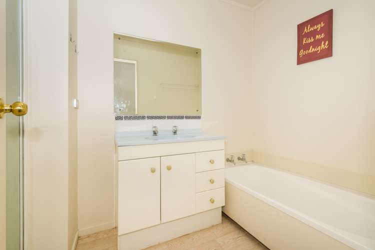 2/63 Stanley Road Glenfield_16