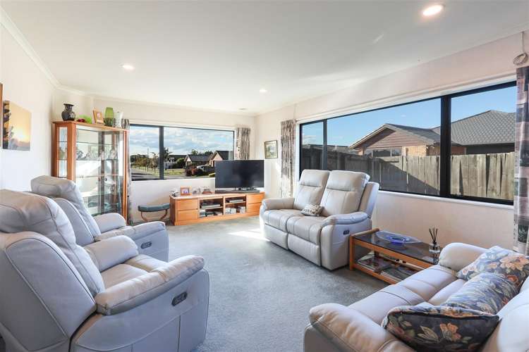 20 Frame Place Owhata_14