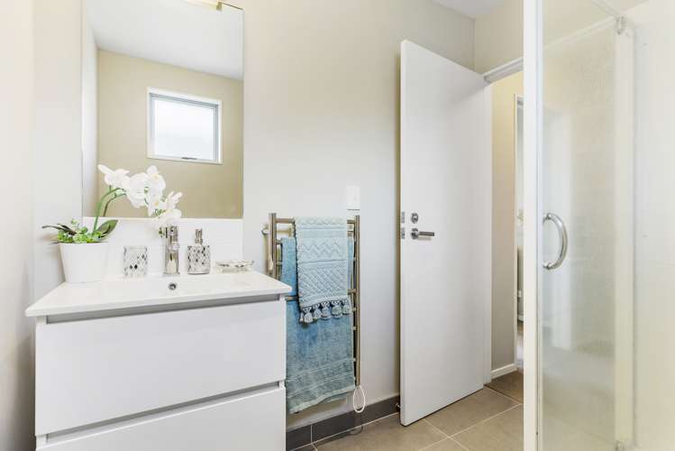 539c East Coast Road Browns Bay_10