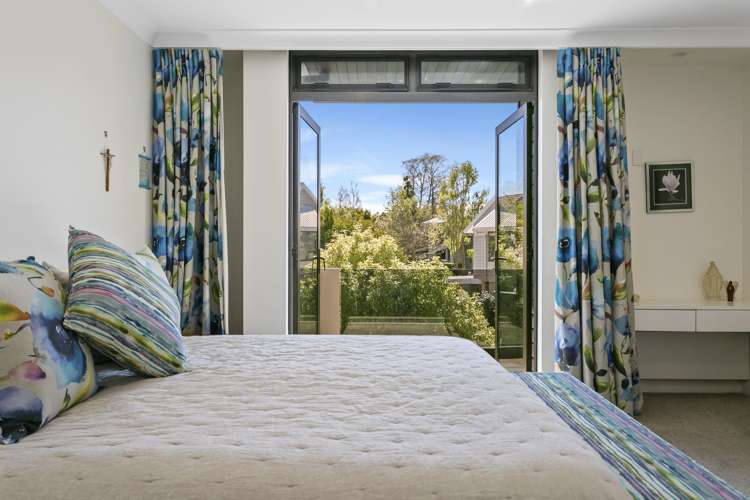 12/88 Lake Terrace Taupo_13