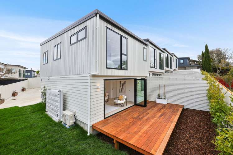 75e Glenmore Road Sunnyhills_15