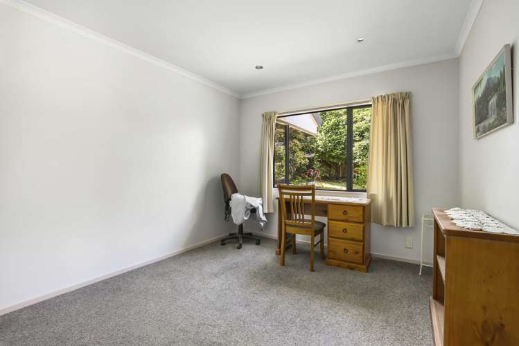 51 Sunnyhills Avenue Glenview_12