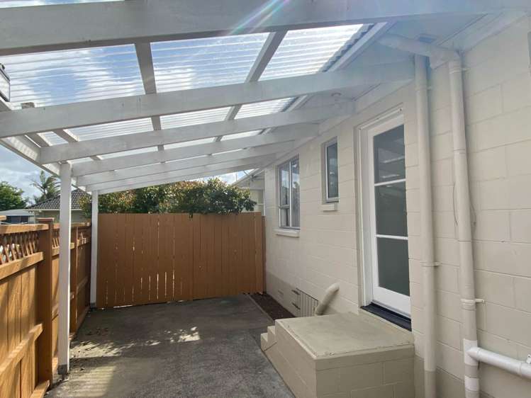 1/81 Matipo Road Te Atatu Peninsula_10