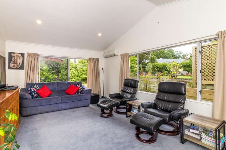 2/24 Robinson Terrace Rangatira Park_6