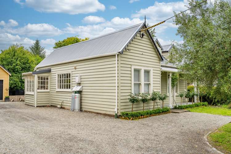 269 High Street North Carterton_2