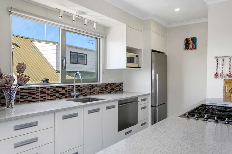 6 Kinder Street Acacia Bay_9