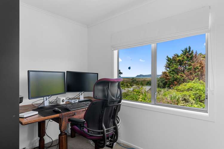 689 Cove Road Waipu_28