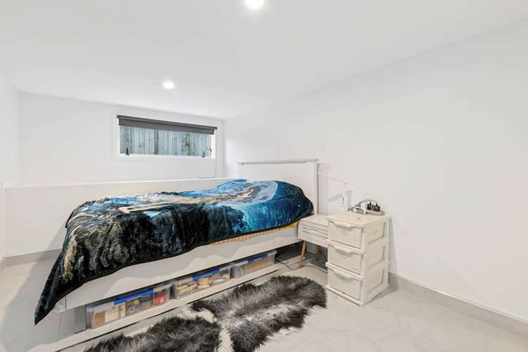 37A Bradbury Road Botany Downs_17