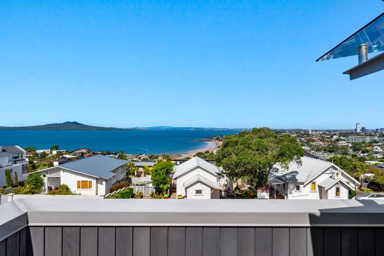 11 Katui Street Castor Bay_45