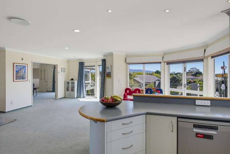 111 Milne Drive Paraparaumu_4