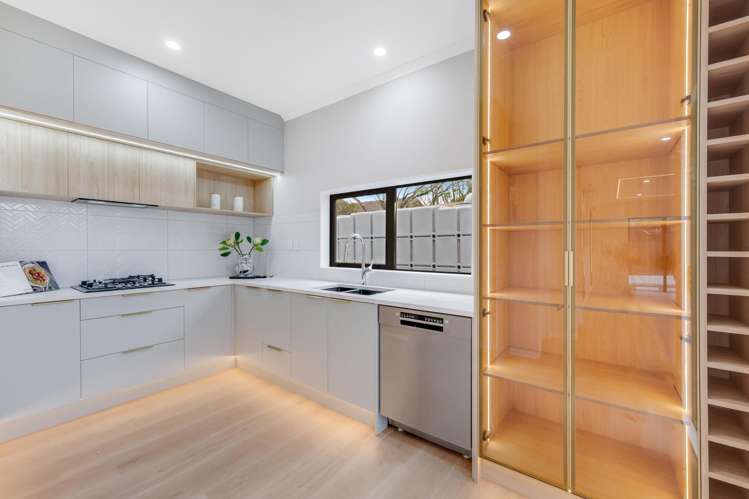 Lots 1-4/23 Bradbury Road Botany Downs_19