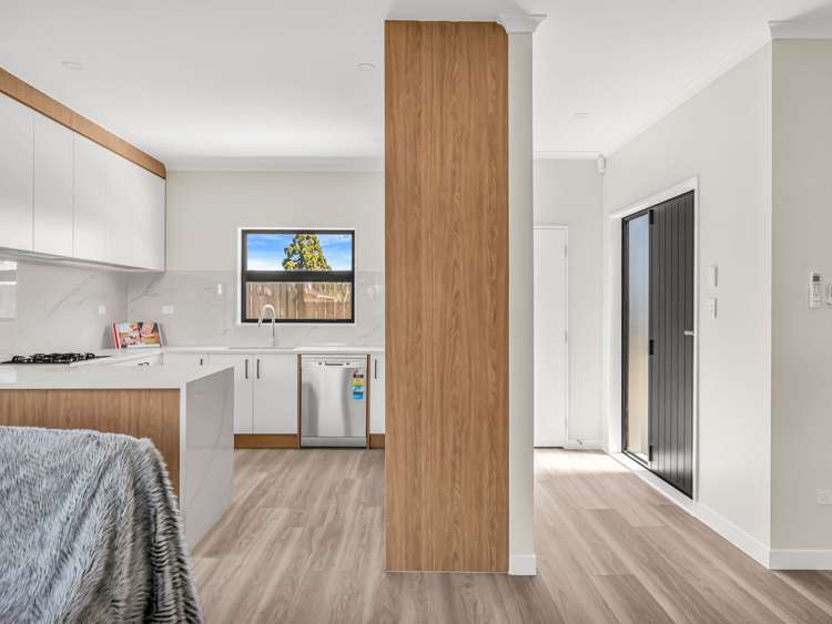 2B Mayflower Close Mangere East_14