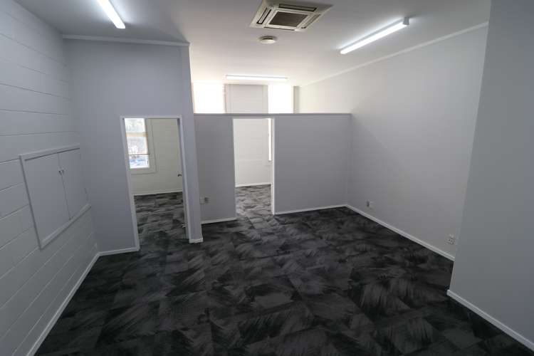 2/4 Cobham Court Porirua_2