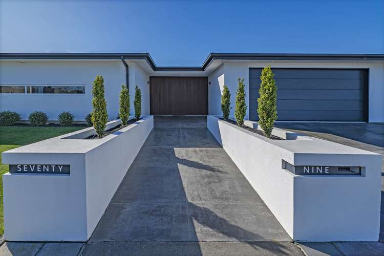 79 Carnaveron Drive Lincoln_24