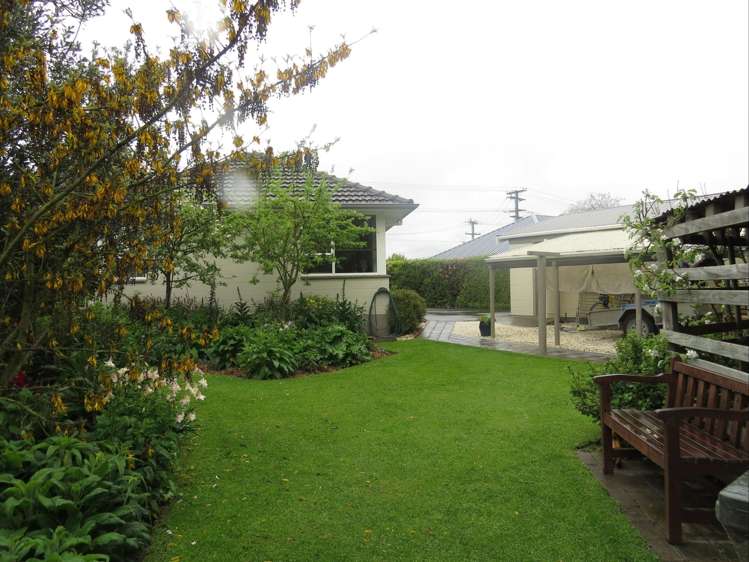 8 Edward Street Lincoln_13