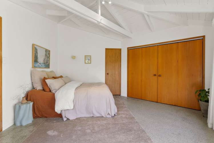 7 Happeace Lane Titirangi_30