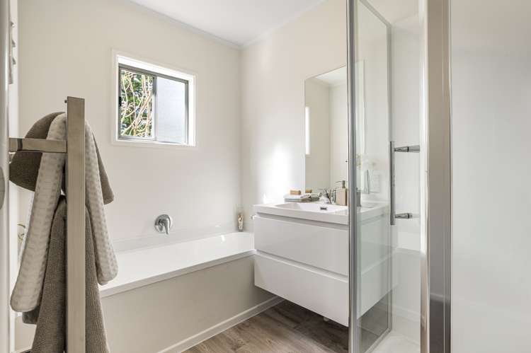 23 Waterlea Avenue Mangere Bridge_11