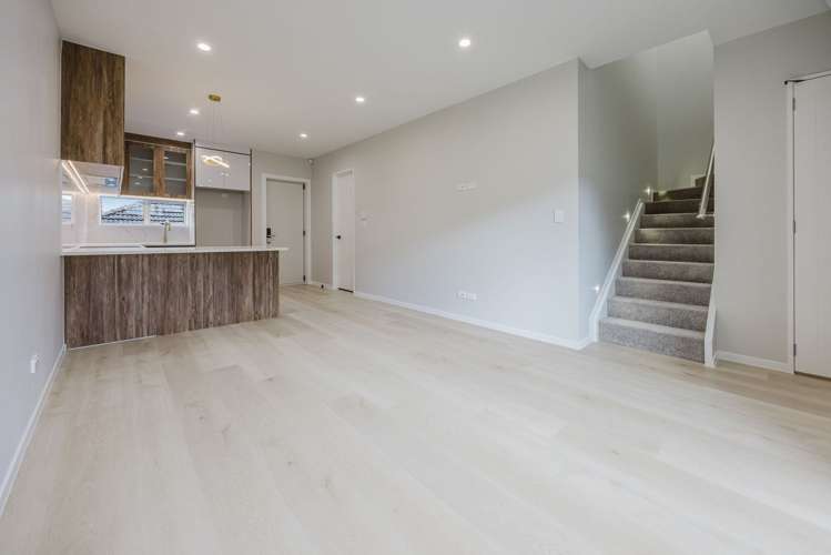 2/233 Great South Road Manurewa_13