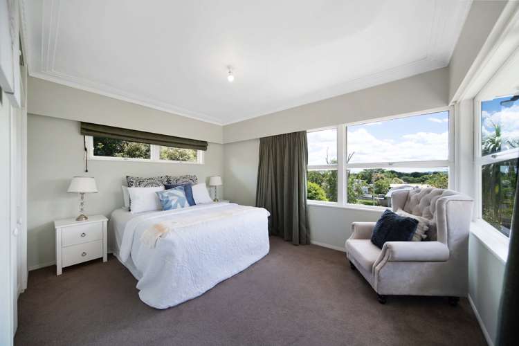 52 Clark Road Pahurehure_10