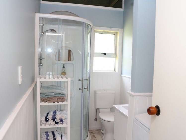 8a Rees Avenue Cooks Beach_16