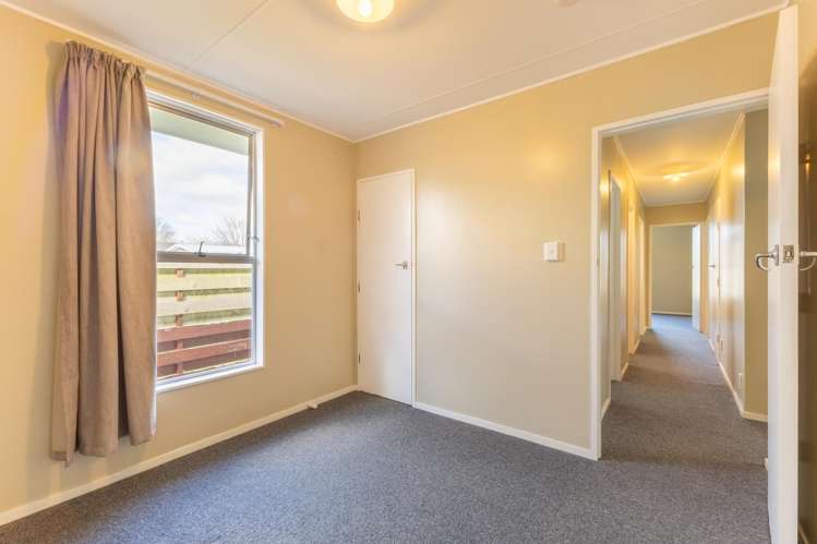 56b Maxwells Line Awapuni_12