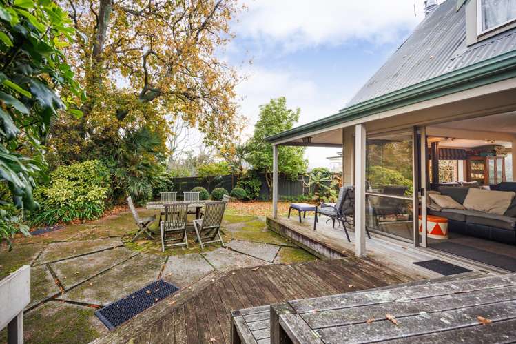 570 Featherston Street Roslyn_18