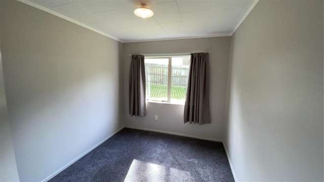 16 Wilkinson Avenue Te Kamo_3