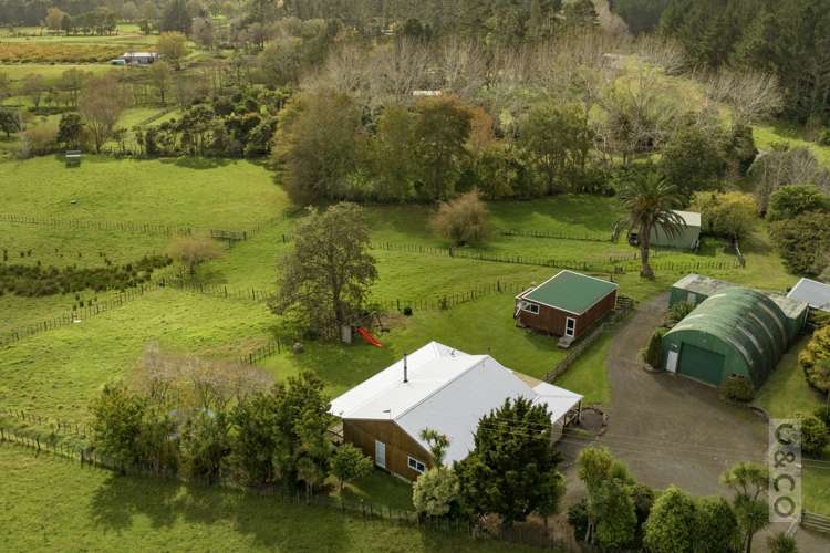 293 Ararimu Valley Road Helensville_16