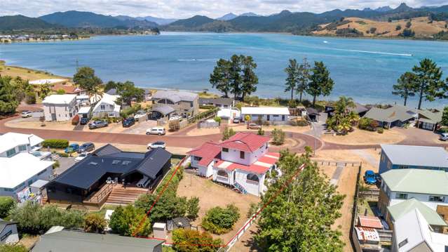 1 Sheppard Avenue Pauanui_2