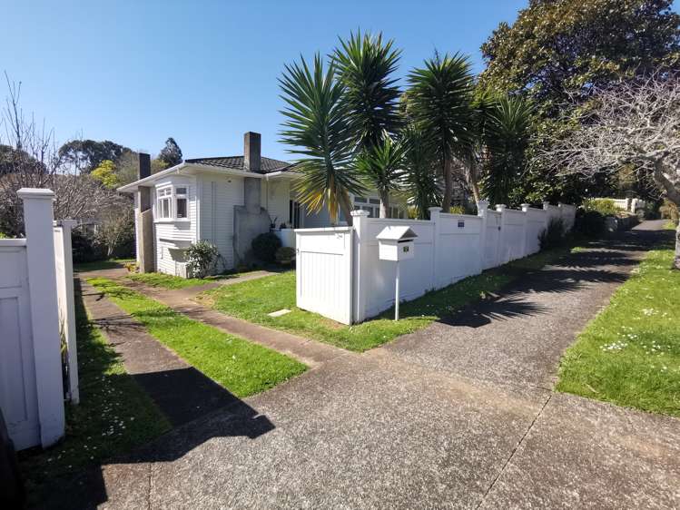 12 Watling Street Mount Eden_14