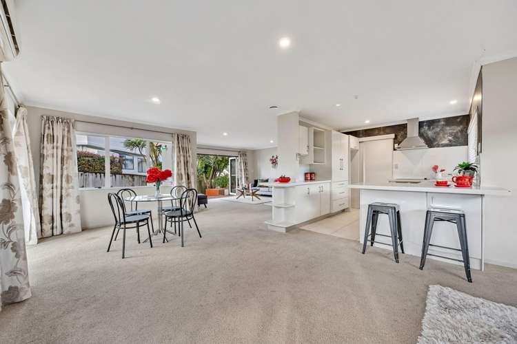 13 Bridgehead Cove West Harbour_13