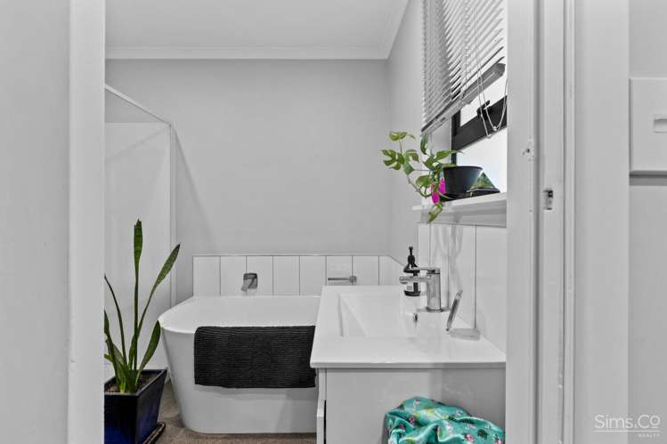 8 Omori Place Castlecliff_11