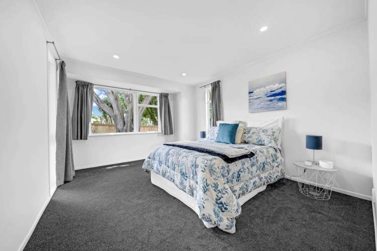 69 Alexander Crescent Otara_10