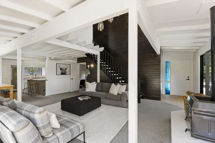 6 MacKinnon Terrace Sunshine Bay_10