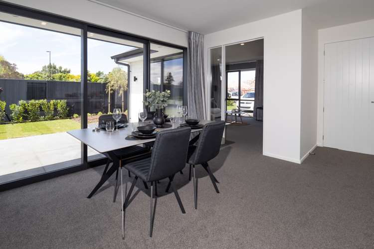 4 Strowan Avenue Elgin_7