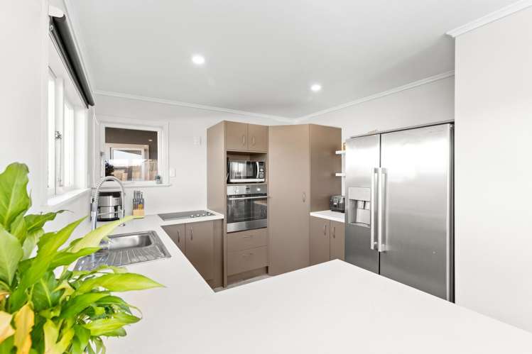 1 Battersea Place Roslyn_2