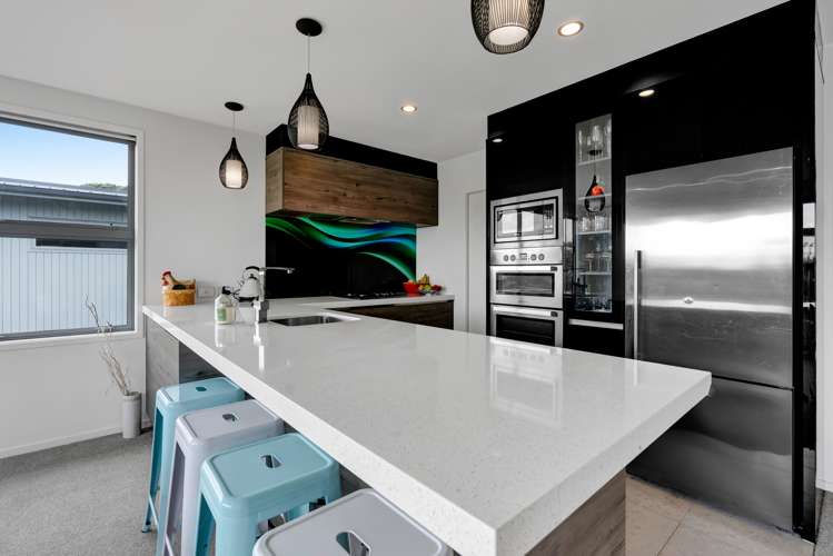 18b Dorset Avenue Westown_6