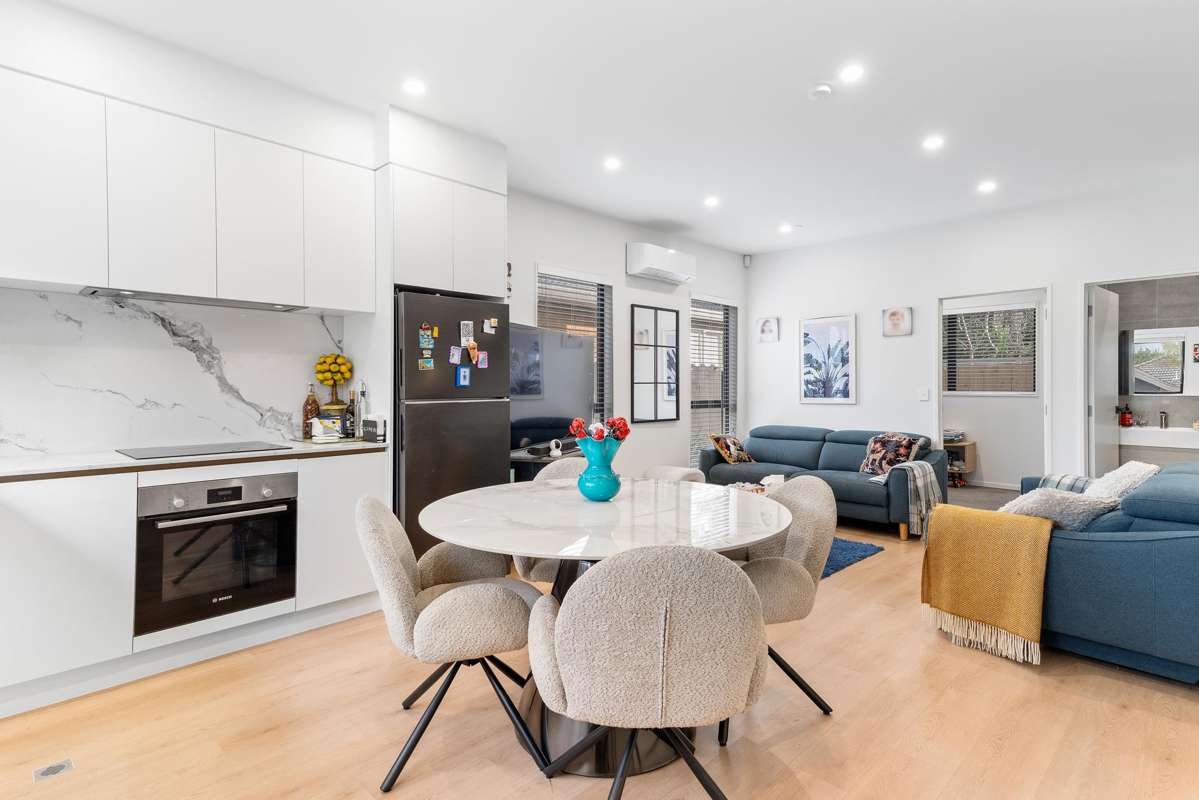 21 Vanderbilt Parade_2
