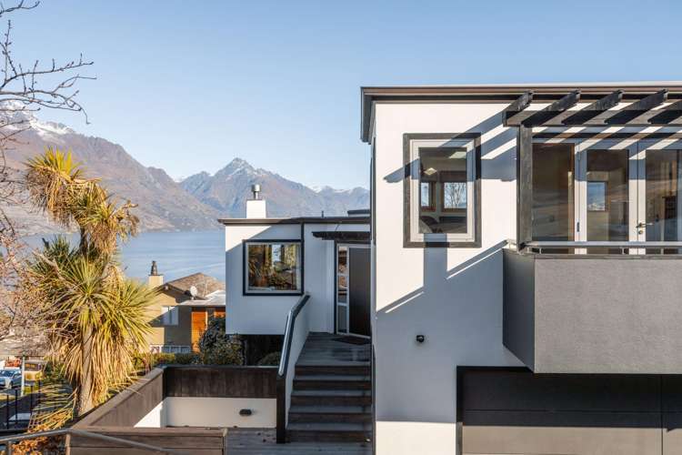 18 Dublin Street Queenstown Hill_3