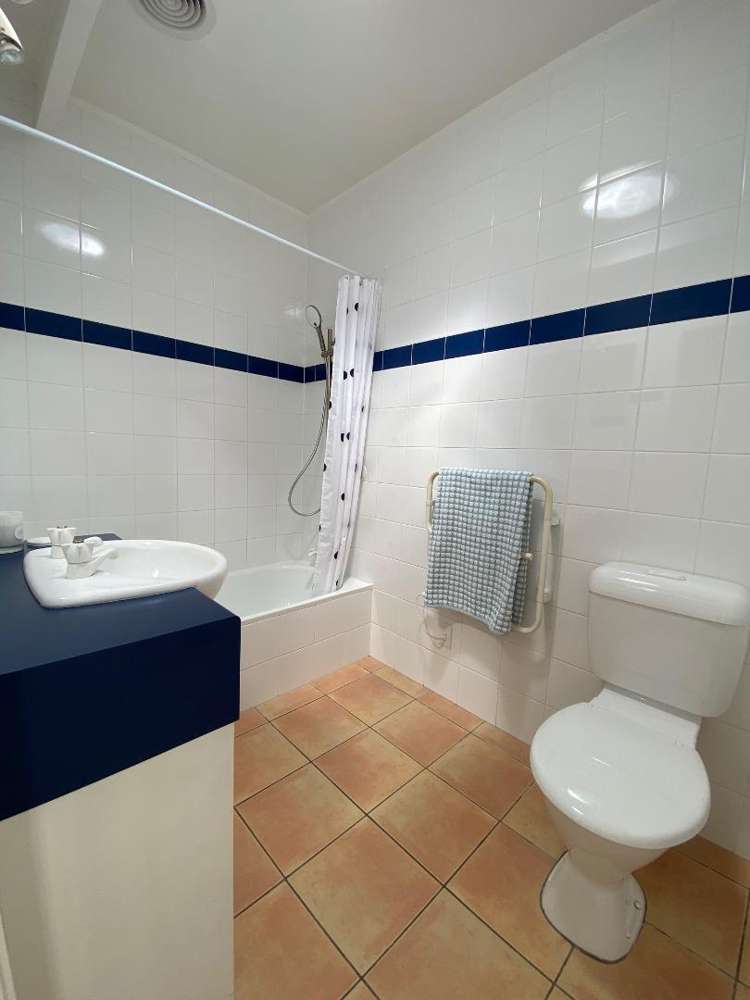 3/252 Hurstmere Road Takapuna_11