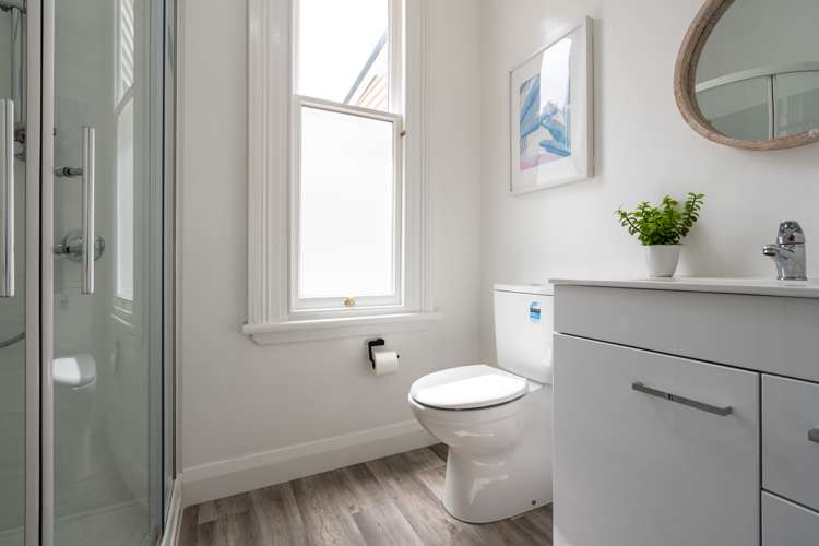 36 Carlyle Street North East Valley_14