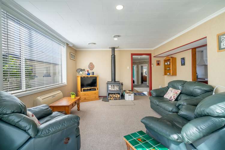 38 Louisa Street Gladstone_5