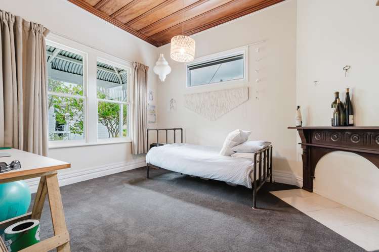 536 Grey Street Hamilton East_7