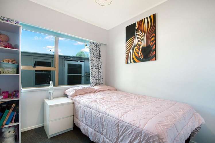 2/3 Cezanne Place New Lynn_18